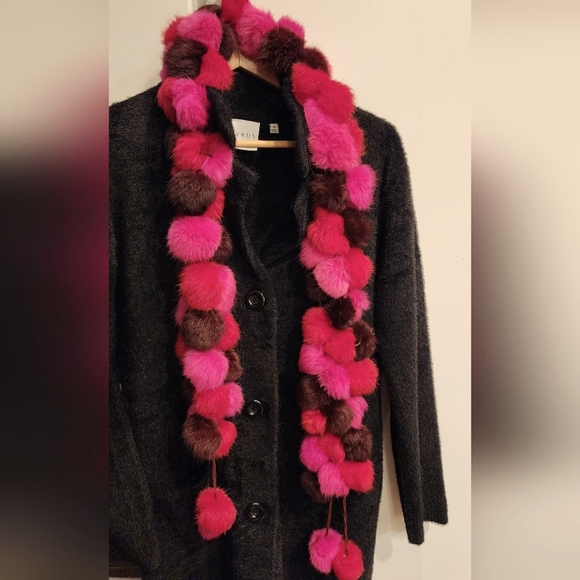 Rabbit Fur Pom Pom  Scarf Pink, red, dark wine/purple - Picture 1 of 13